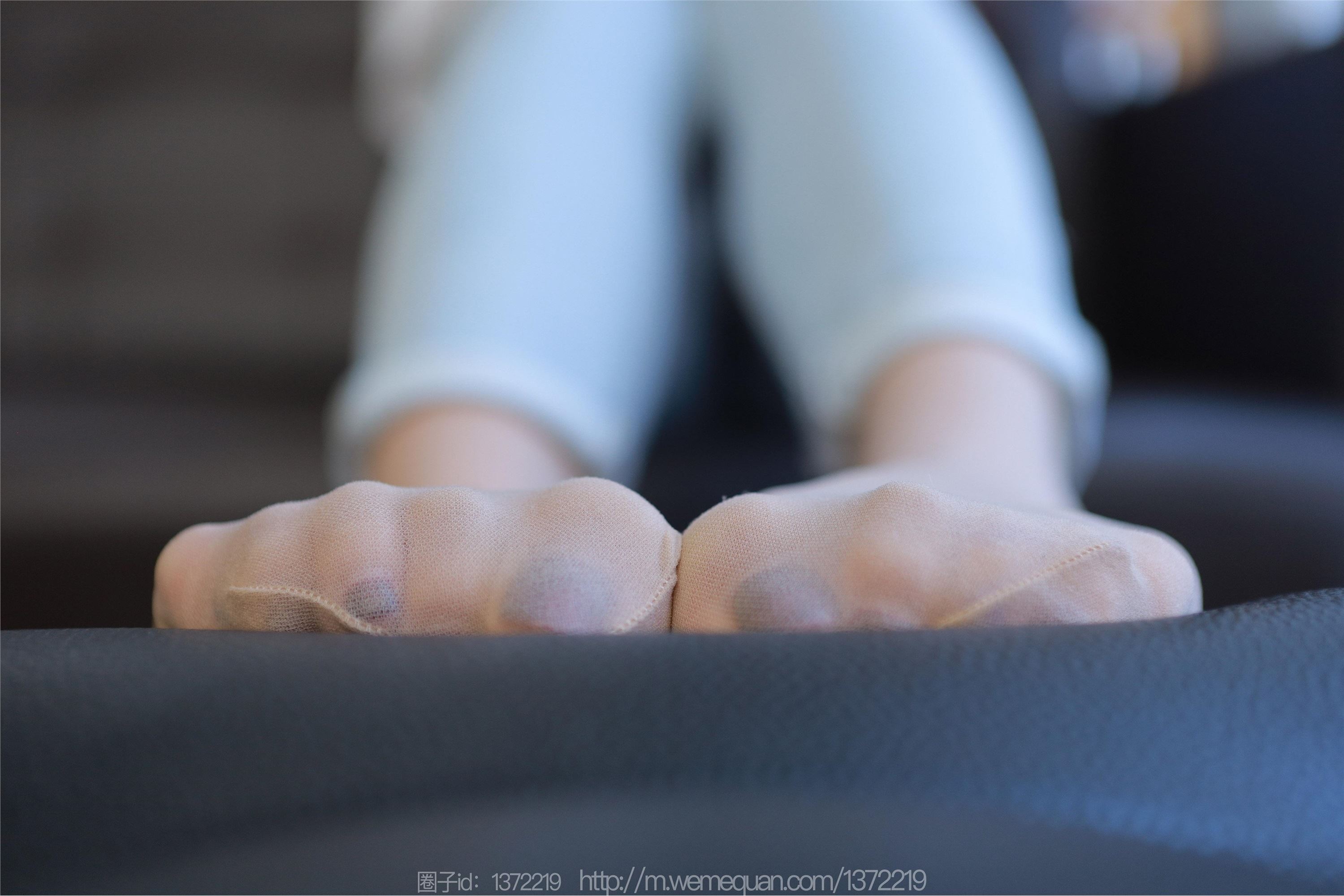 IESS异思趣向  2023.09.04 丝享家 1524 兔兔《白T牛仔裤里丝》